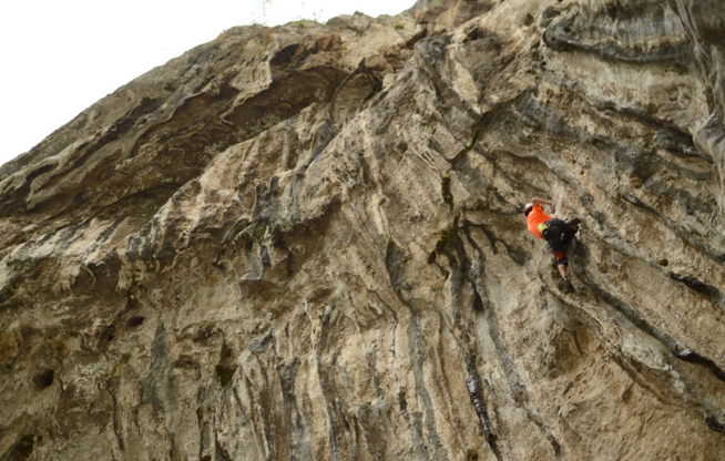 A-Aaaaa1aaaAAAaaaasturiascaee3